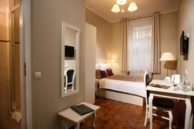 Leone Aparthotel