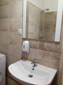 Lorf Hostel & Apartments