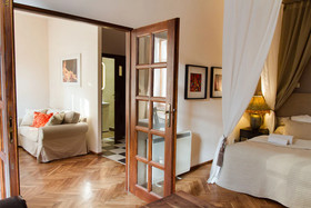 Lounge Apartments