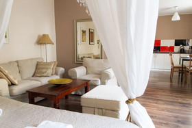 Lounge Apartments