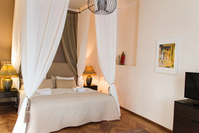 Lounge Apartments