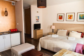 Lounge Apartments