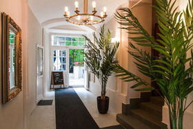 Lounge Apartments
