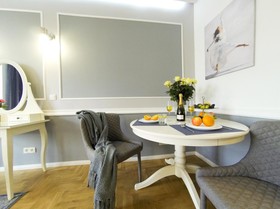 Meyo Apartments