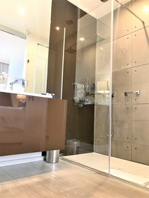 Mondrian Luxury Suites & Apartments Krakow Old Town