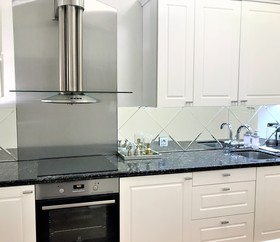 Mondrian Luxury Suites & Apartments Krakow Old Town