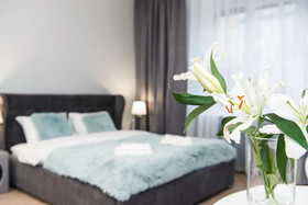 Noble Apartments
