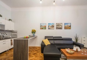 Old Town Residence Bis