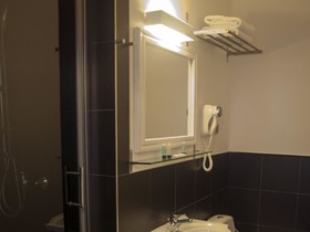 Pergamin Apartments