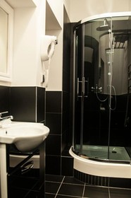 Pergamin Apartments