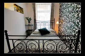 Pergamin Apartments