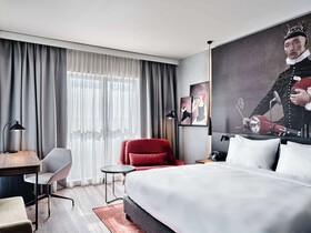 Radisson Red Hotel & Radisson Red Apartments Krakow