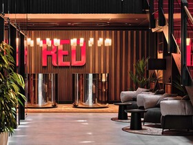Radisson Red Hotel & Radisson Red Apartments Krakow