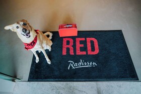 Radisson Red Hotel & Radisson Red Apartments Krakow