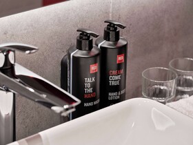 Radisson Red Hotel & Radisson Red Apartments Krakow
