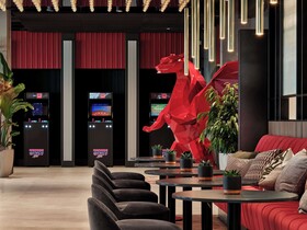 Radisson Red Hotel & Radisson Red Apartments Krakow