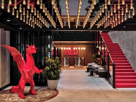 Radisson Red Hotel & Radisson Red Apartments Krakow
