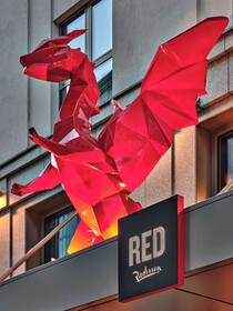 Radisson Red Hotel & Radisson Red Apartments Krakow