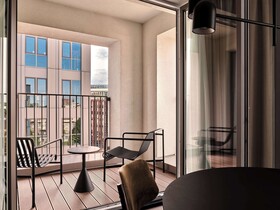 Radisson Red Hotel & Radisson Red Apartments Krakow