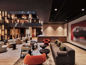 Radisson Red Hotel & Radisson Red Apartments Krakow