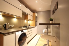 Rainbow Apartments 3