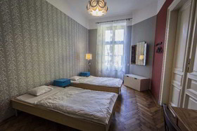 Travellers Inn Hostel