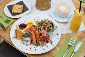 Venetian House Aparthotel