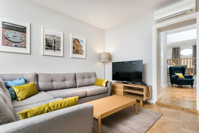 Venetian House Aparthotel