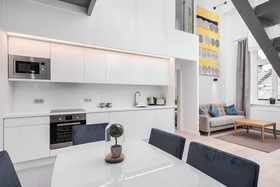 Venetian House Aparthotel