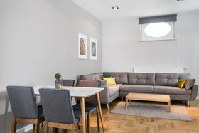 Venetian House Aparthotel