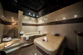 Hotel Gwarna