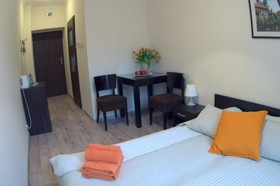 Bedrooms 64