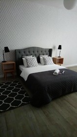 Blooms Boutique Hostel Inn & Apartments