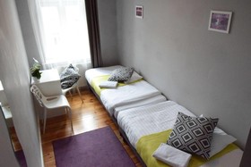 Blooms Boutique Hostel Inn & Apartments