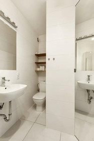 Cinema Hostel & Apartments