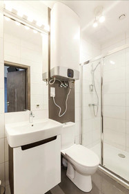 Cinema Hostel & Apartments