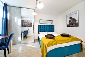 Cinema Hostel & Apartments