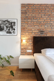 Cinema Hostel & Apartments