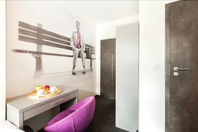 Cinema Hostel & Apartments