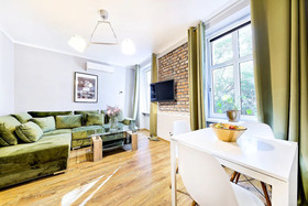 Cinema Hostel & Apartments