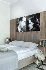 Cinema Hostel & Apartments