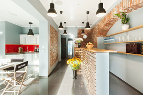 Cinema Hostel & Apartments