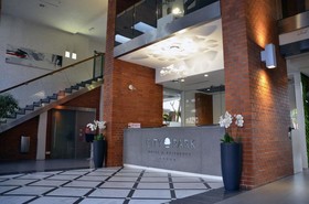 City Park Hotel & Residence