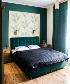 Elegant Hostel & Apartments