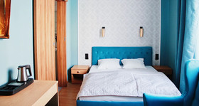 Elegant Hostel & Apartments