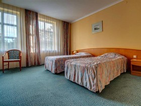 Green Hotel