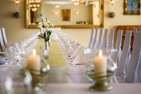 Bialy Dom Henlex Restauracja Hotel