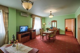 Bialy Dom Henlex Restauracja Hotel