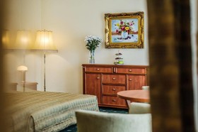 Bialy Dom Henlex Restauracja Hotel