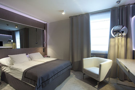 Ilonn Hotel